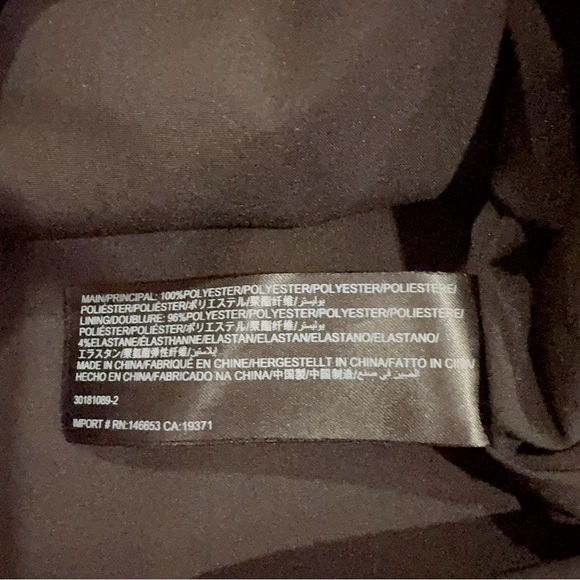 Keepsake Infinity Long Sleeve Wrap Blouse Top Black Ditsy Size S NWT - Picture 7 of 7